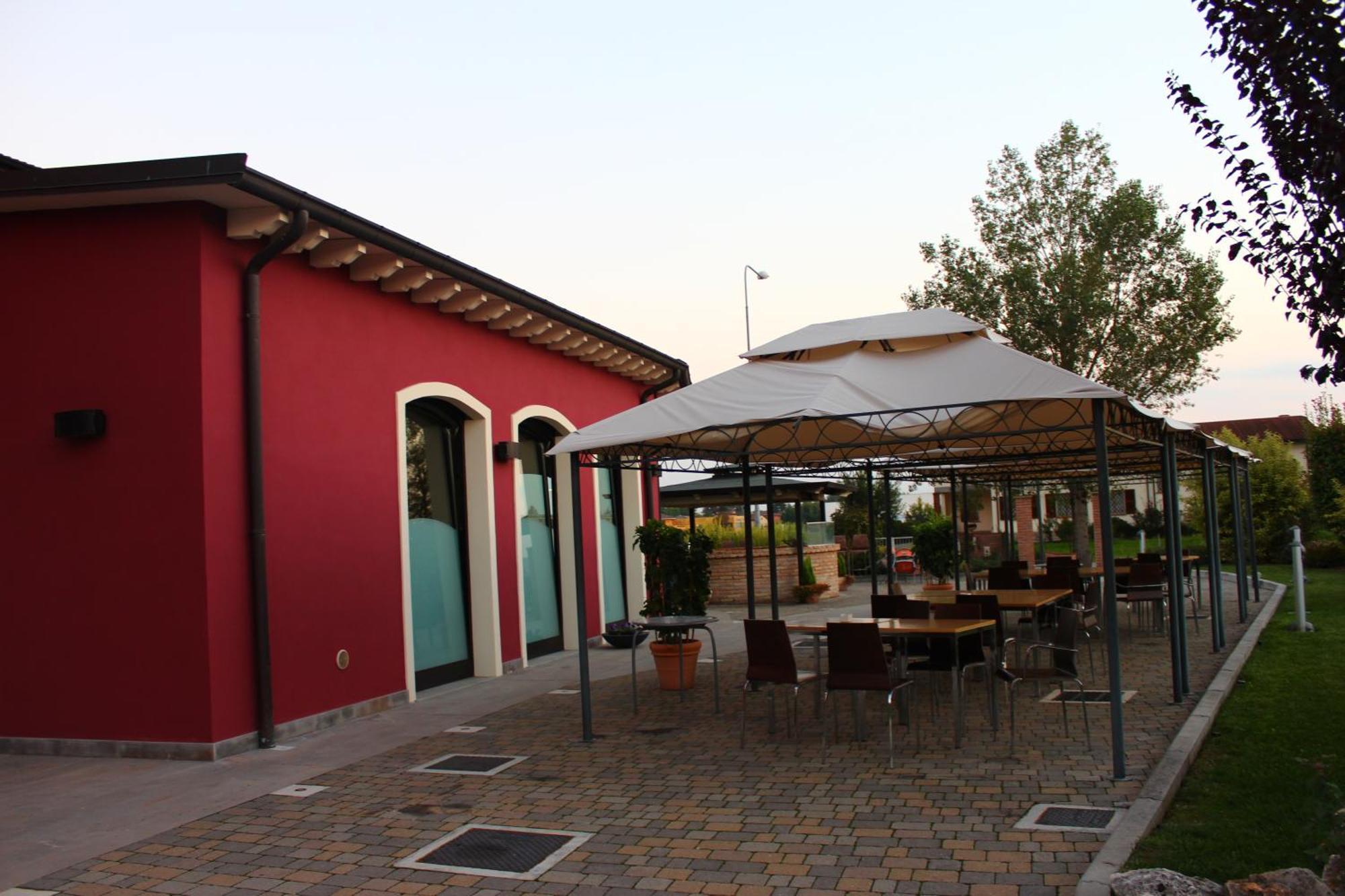 Albergo Delle Industrie Casalmaggiore Εξωτερικό φωτογραφία
